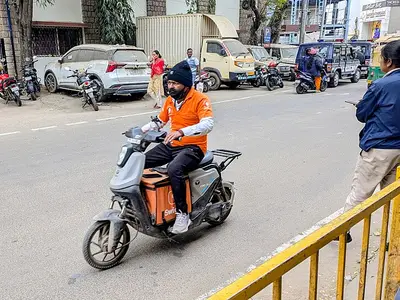Swiggy delivery partner.jpg