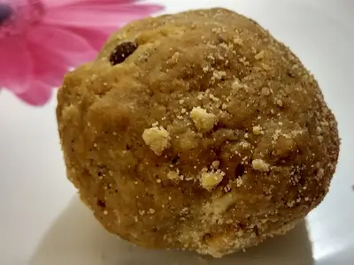 A Tirupathi laddu.jpg